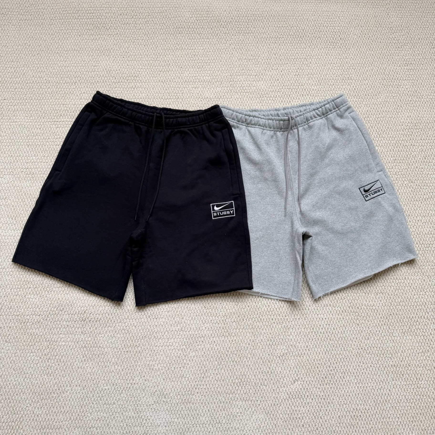 Short Stüssy Nike noir et gris ensemble